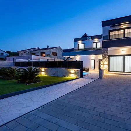 Lovely In Дом отдыха